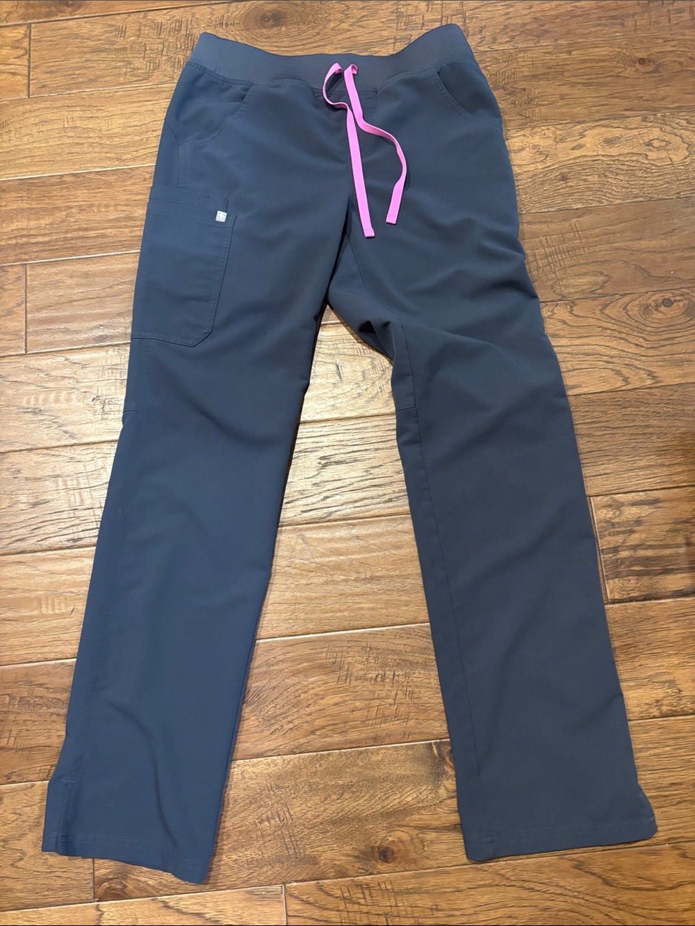 Figs Night Sky Women’s Kade Cargo Scrub Pants S/T